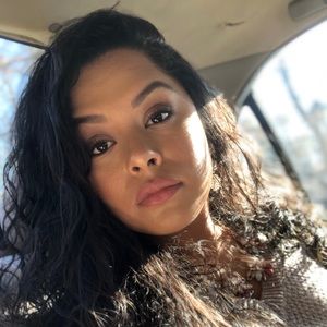 Meet your Posher, Brisa